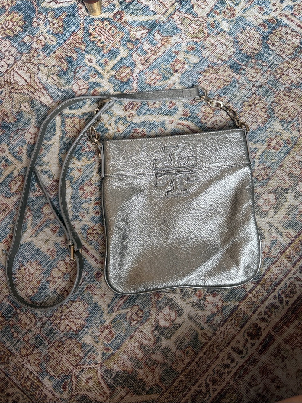 Tory Burch Metallic Silver Pebbled Leather Crossbody